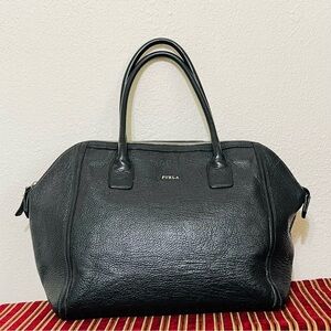 Furla 2way Ellen Black Shoulder Bag
